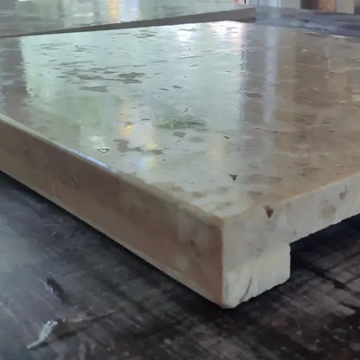 borda de piscina em travertino 50x60 com pingadeira